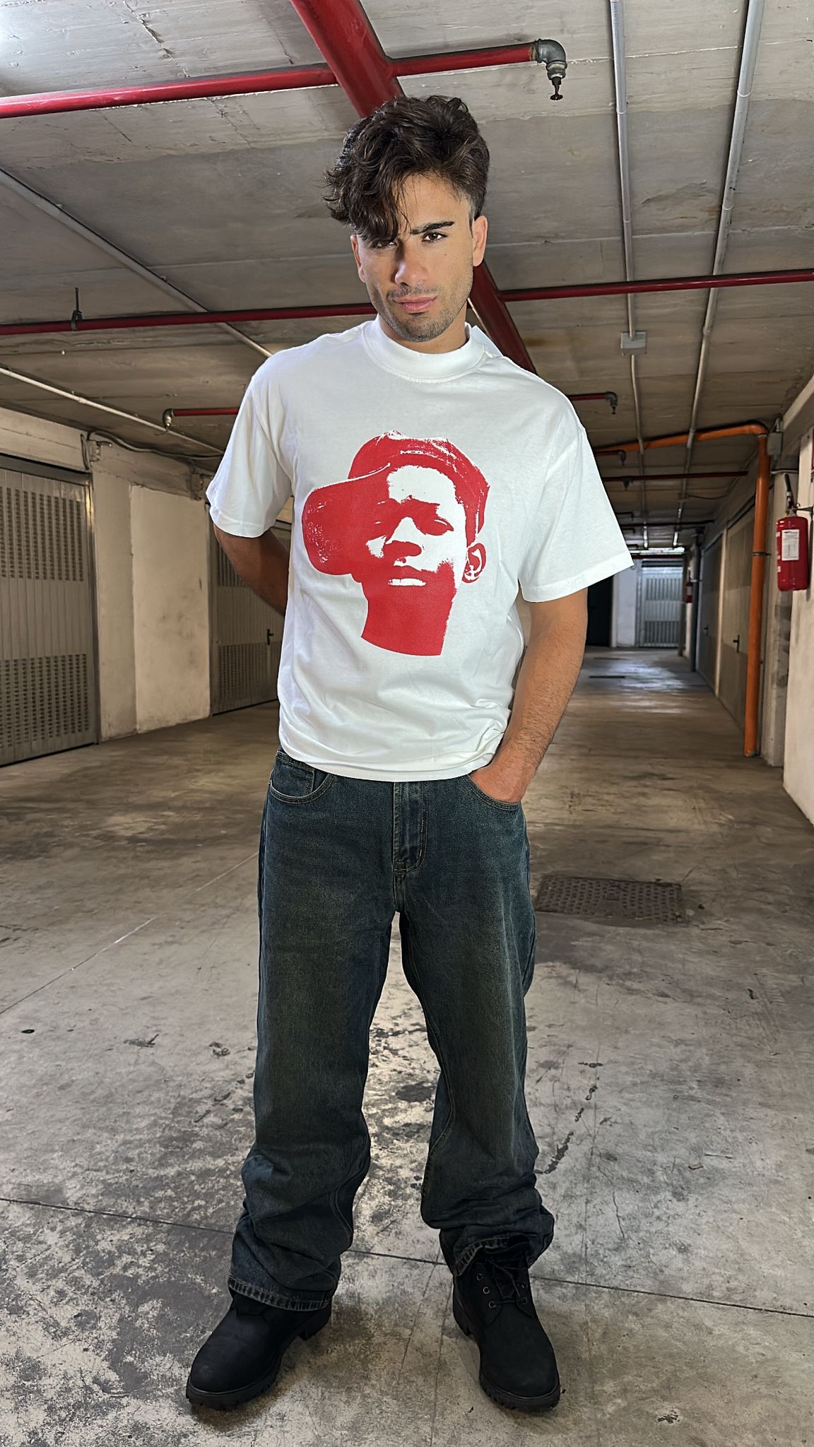 T-SHIRT RED PRINT
